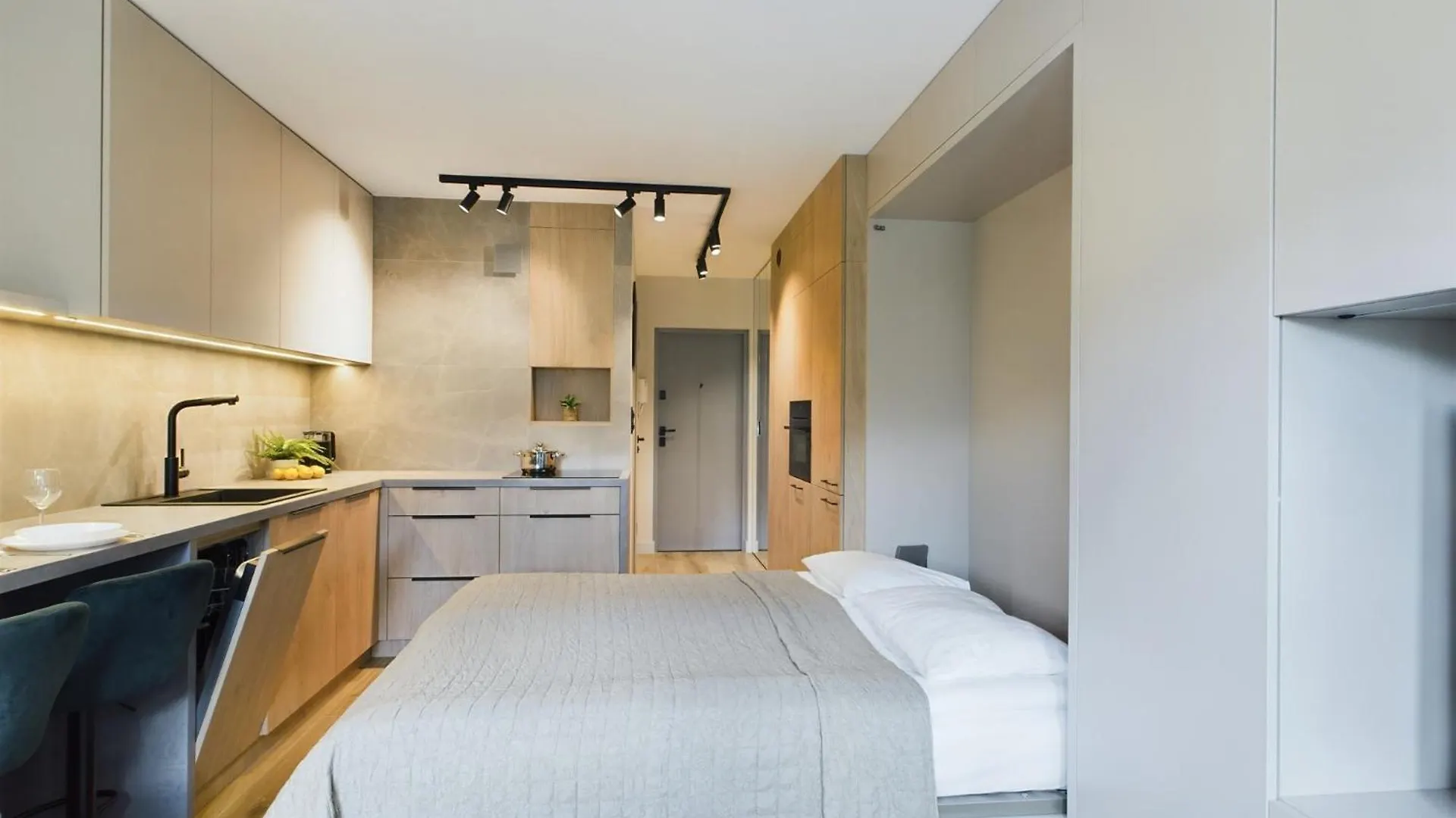 Beautiful Studio For Two People By Noclegi Renters Warsaw 0*,  Poland